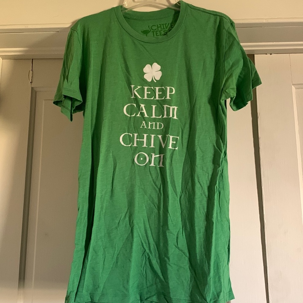 Keep Calm and Chive On T Shirt, Size Medium